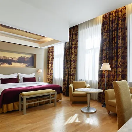 Hotel Opera