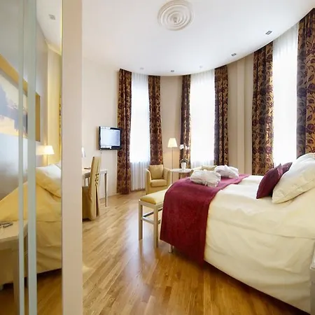 Hotel Opera Riga