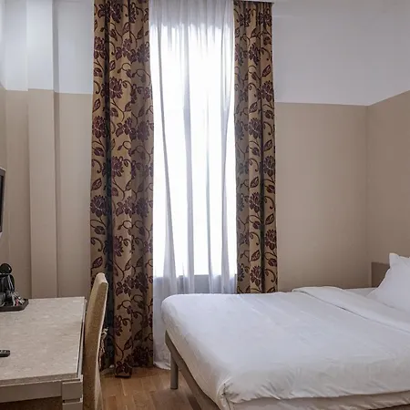Opera Hotel