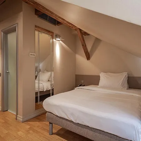 Hotel Opera