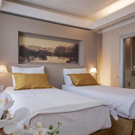 Hotel Opera
