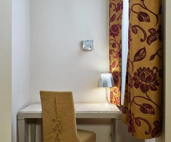 Opera מלון ריגה