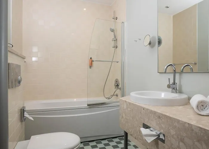 Opera מלון ריגה