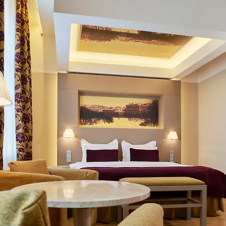 Szálloda Opera 4*