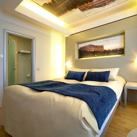 Szálloda Opera 4*