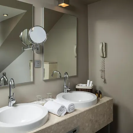 Opera 4* Riga